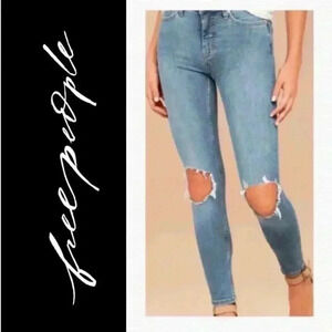 Free  people women’s destroyed skinny Jean size 29